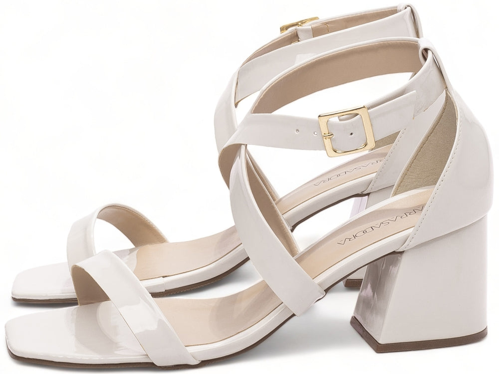 Sandália Salto Bloco Grosso Baixo Numeração Especial Tamanho Grande